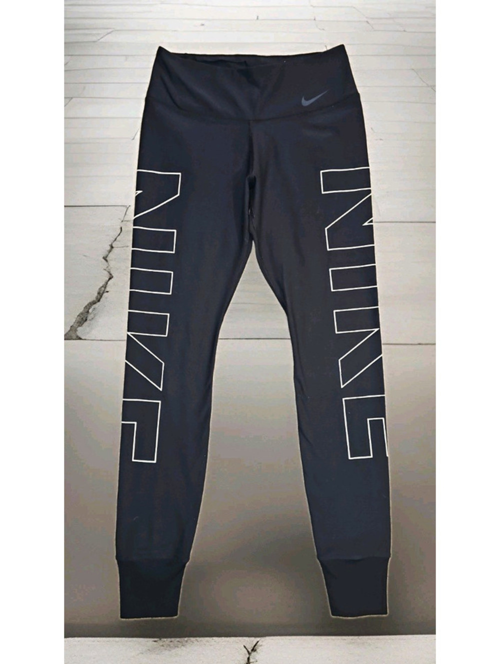 Nike Dri-FIT Legend Pant Women’s Ankle Leggings Black Logo Size S AH8387-010